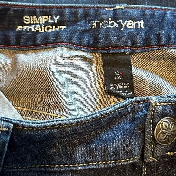 Lane Bryant Simply Straight Jeans Women Size 18 Tall Classic Blue Denim Mid-Rise - Picture 3 of 7